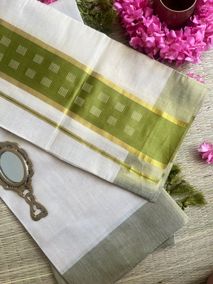 Thalir – Balaramapuram Kasavu Set Mundu with Light Green Kasavu Border