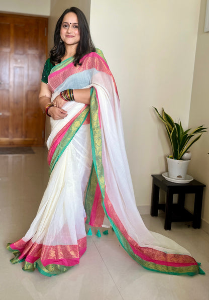 Chembakam White Mul Mul Cotton Saree