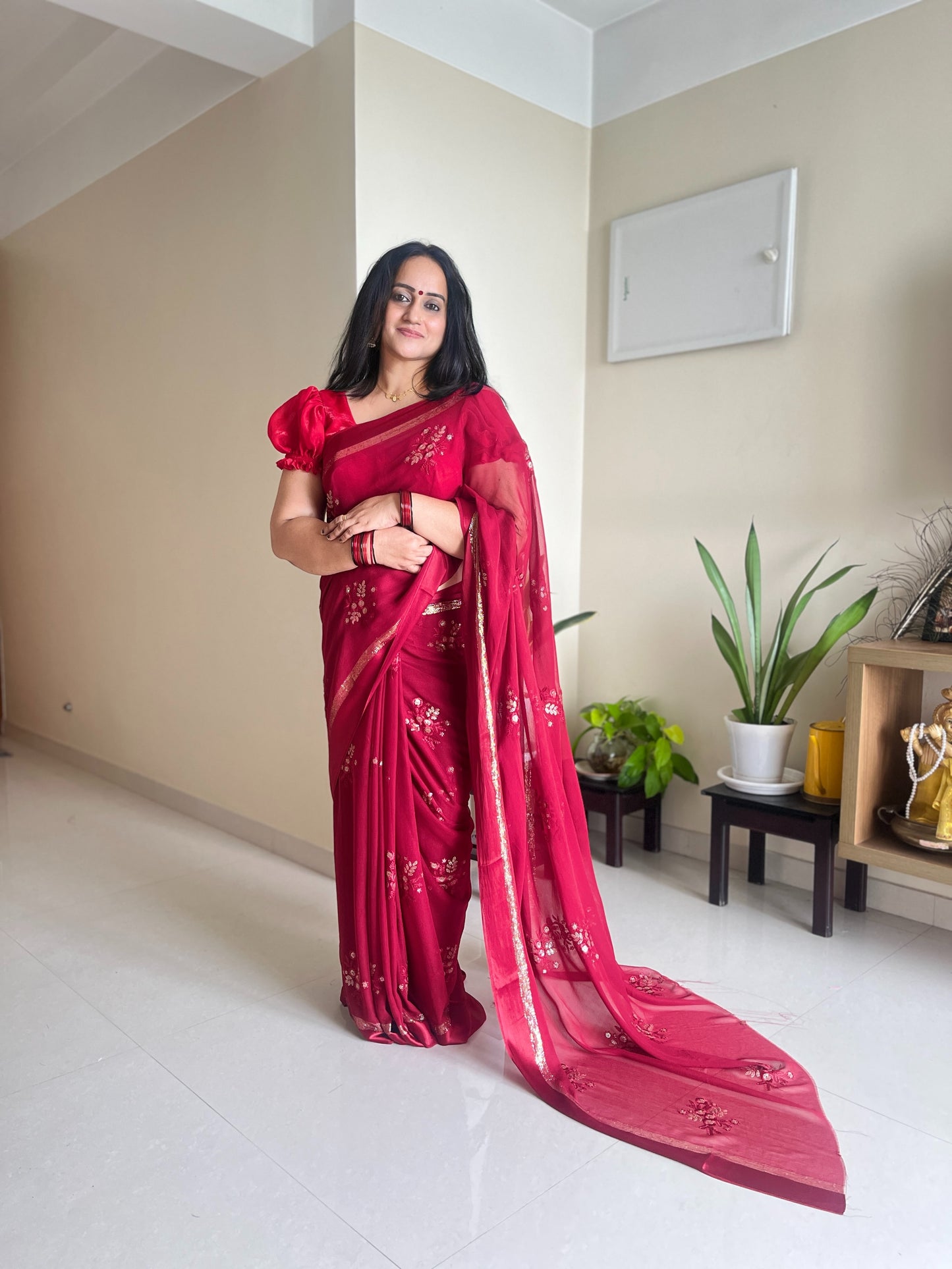 Vahni Maroon Viscose Georgette Saree with Blouse Piece